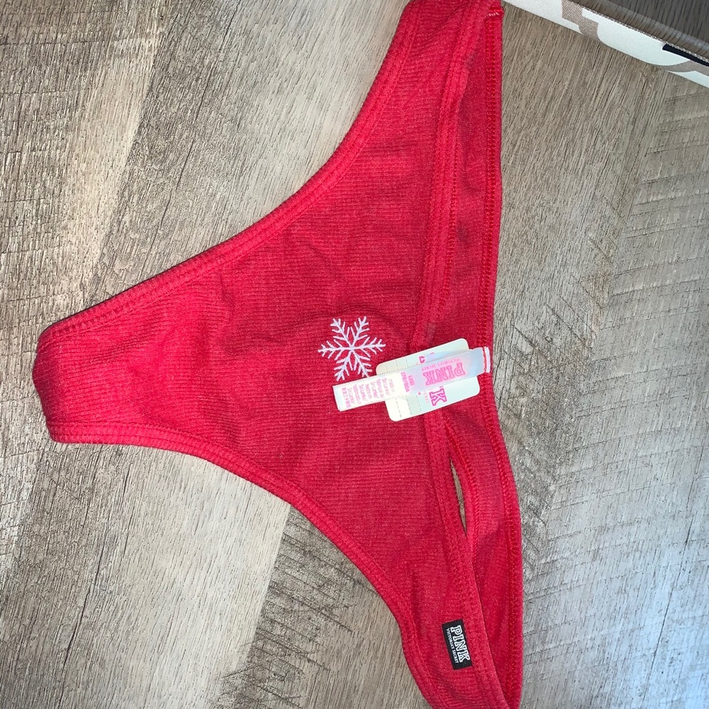 Pink undies